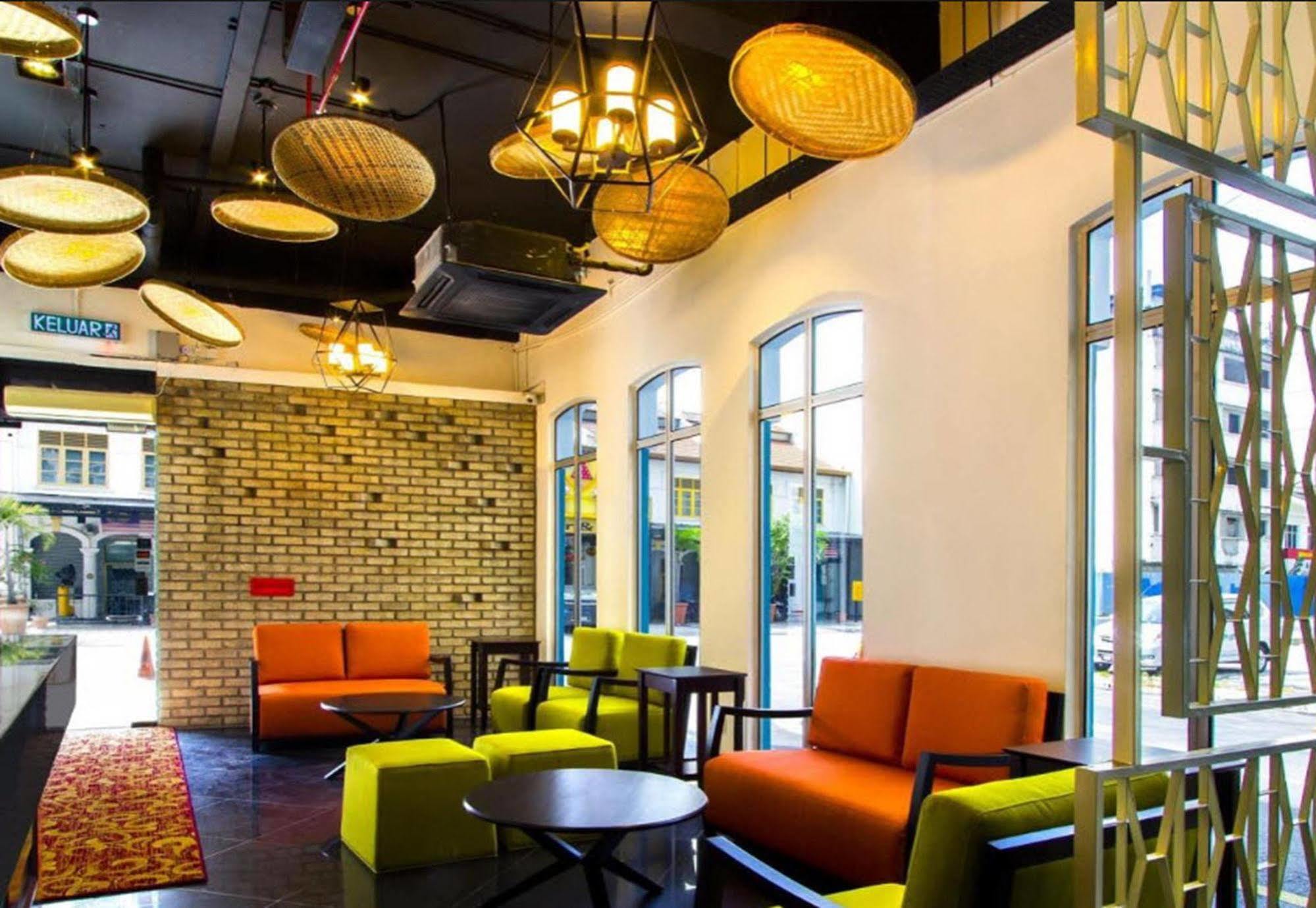 Oyo 127 The Reeds Hotel Kuala Lumpur Exterior photo