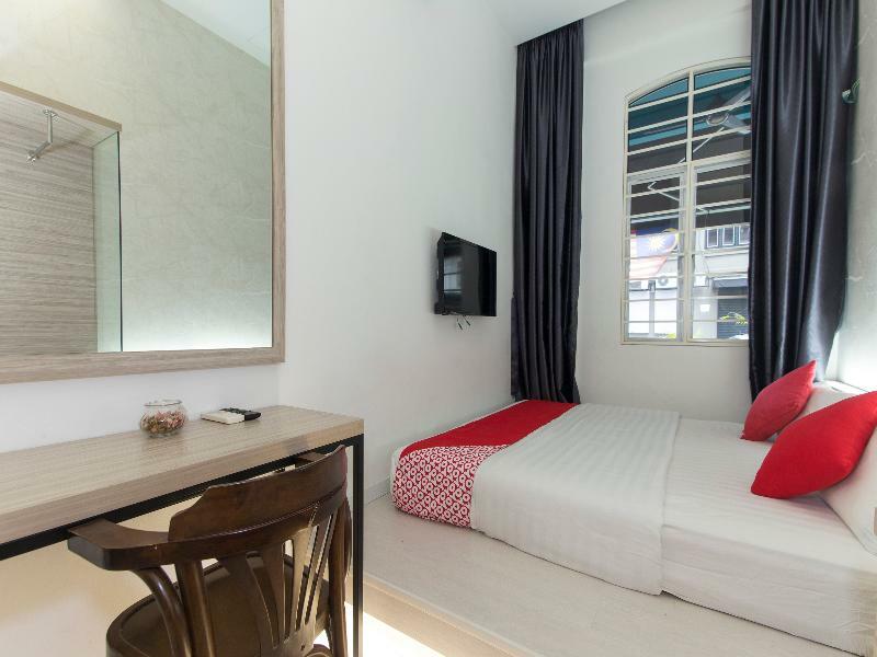 Oyo 127 The Reeds Hotel Kuala Lumpur Exterior photo